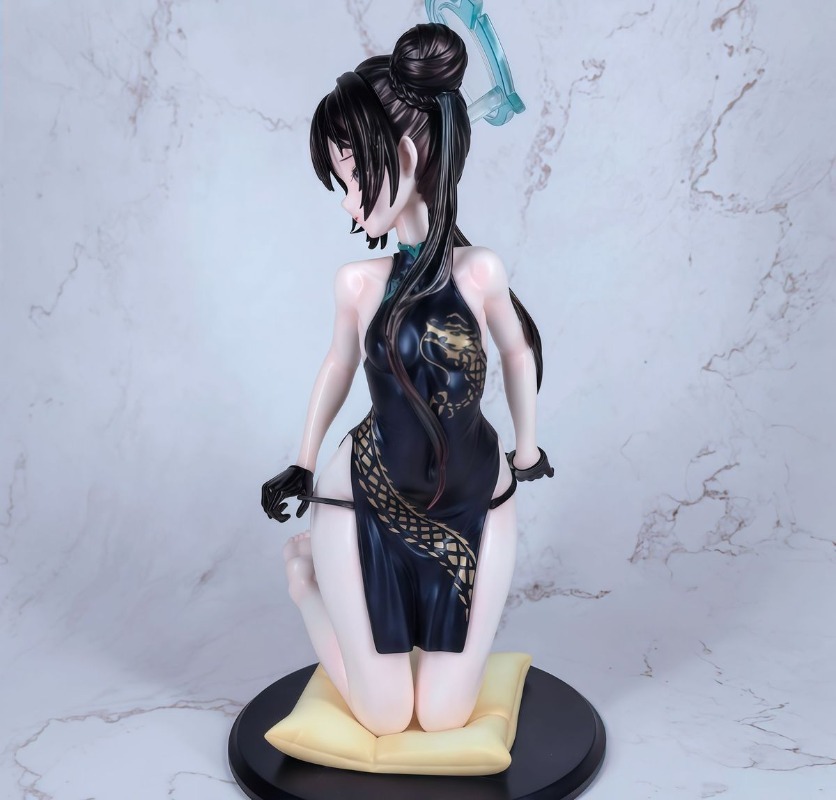 Figurine en résine Premium Blu - Desk Setup With Tv avis et prix