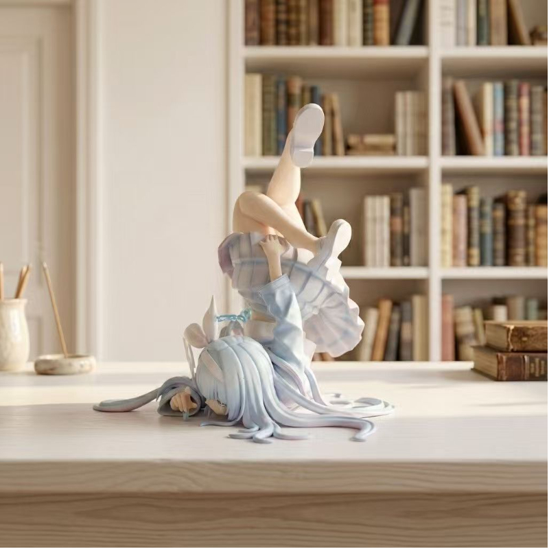 Figurine de fille mignonne et  - Desk Setup With Tv avis et prix