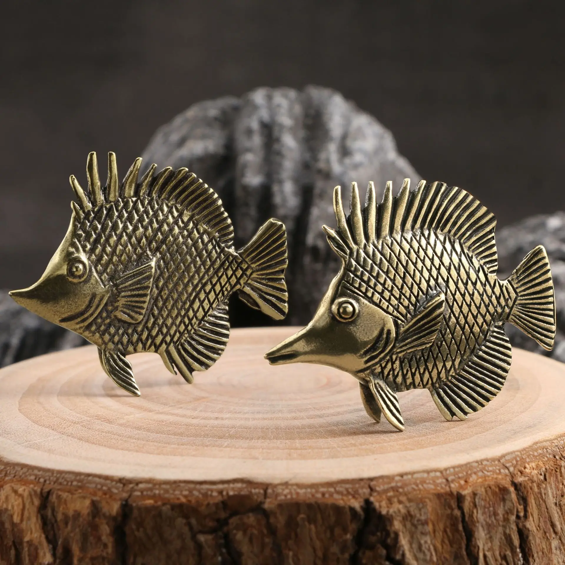 Poisson ornemental en laiton,  - Desk Setup Cute avis et prix