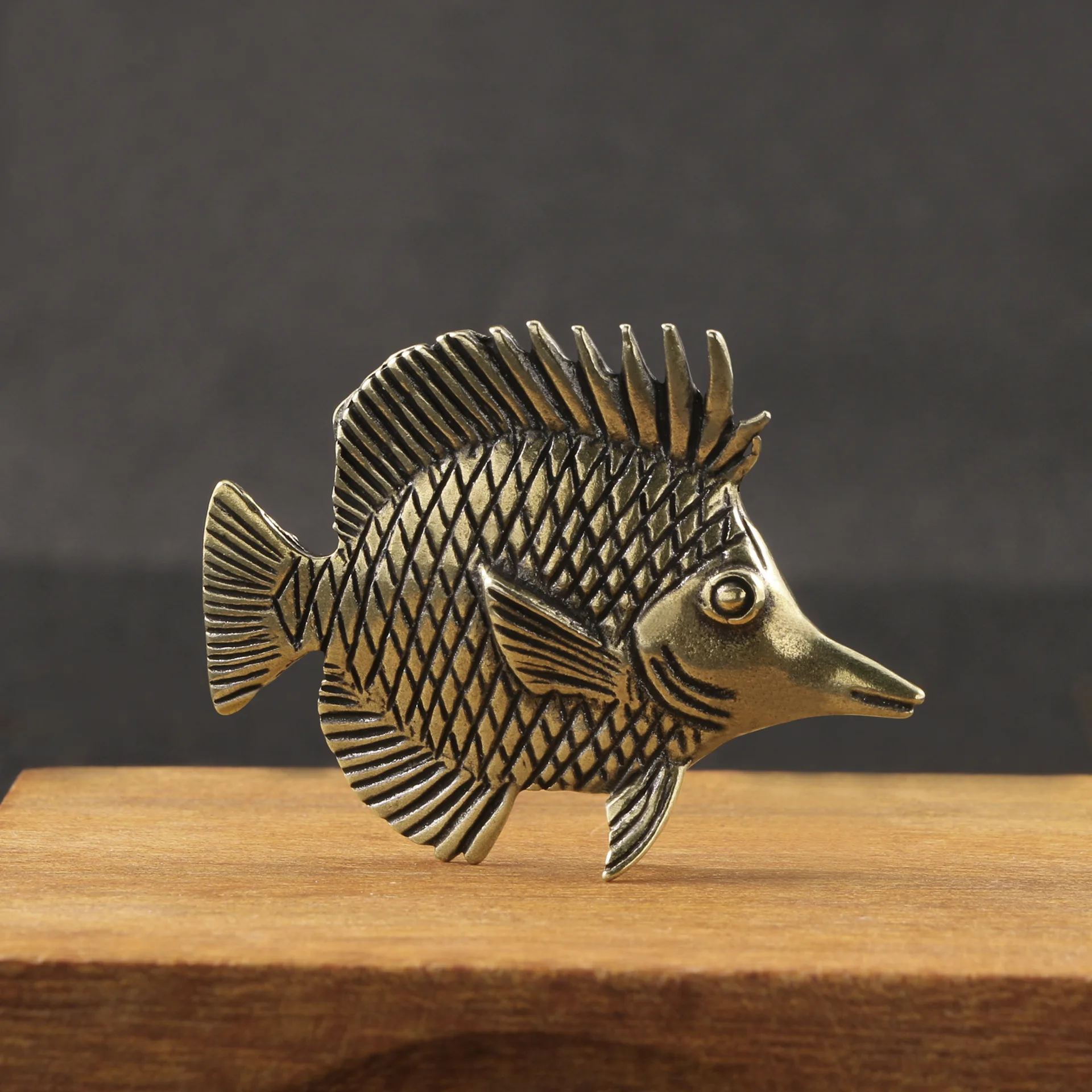 Poisson ornemental en laiton,  - Desk Setup Cute avis et prix